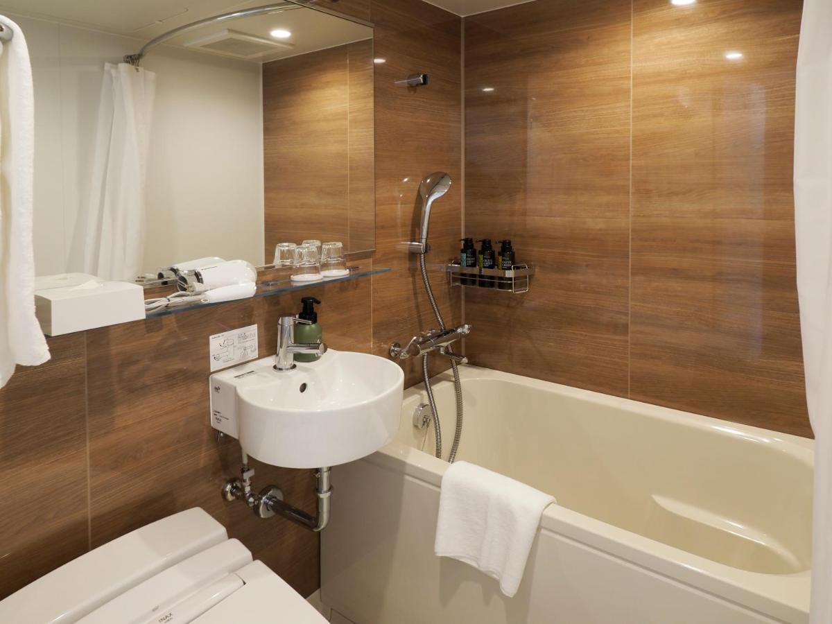 Far East Village Hotel Yokohama Йокохама Екстериор снимка